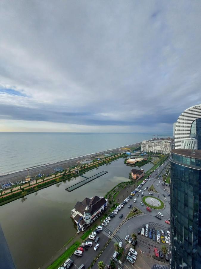 Апартаменты Номера На Высоких Этажах 24,31 Батуми Экстерьер фото